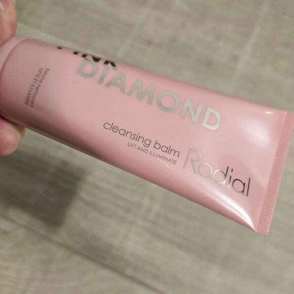 RODIAL BEAUTY Pink Diamond Cleansing Balm - Picture 5 of 7